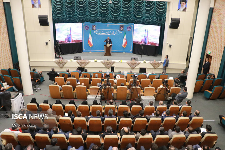 شورای اداری استان یزد با حضور وزیر کشور، نمایندگان استان و استاندار یزد