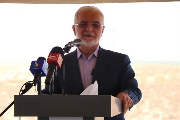 وزیر کشور: قرارداد تبدیل زباله به انرژی ‌منعقد شد/ زباله‌ جایگزین سوخت کارخانه می‌شود