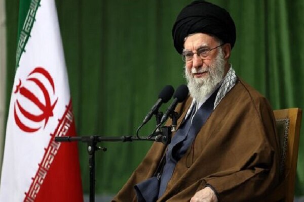 رهبر انقلاب: جوانان ما خوب هستند / رفتار برخی دستگاهها انتقال ارزشهای شهدا را نشان نمیدهد