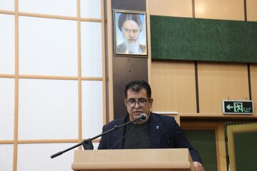 دانشگاه حلقه اتصال علم، صنعت و اشتغال است