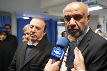 قول وزیر کار درباره تاکسی‌های اینترنتی