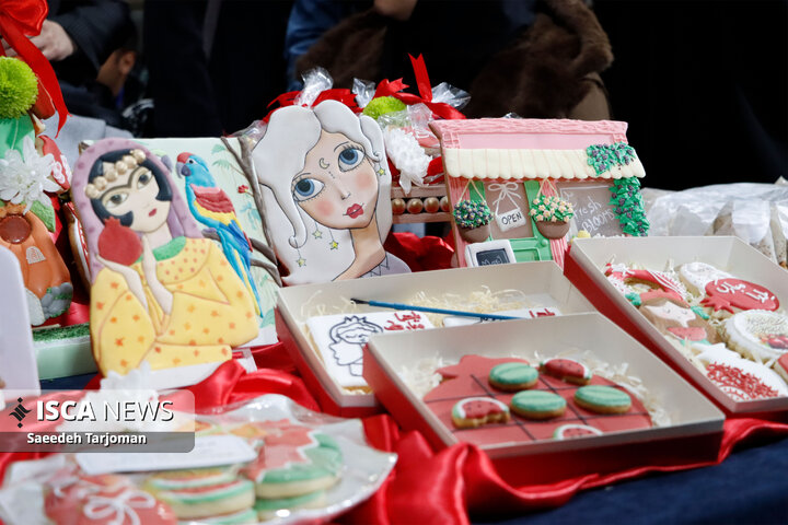 برگزاری جشنواره غذا- یلدای فراسودمند در دانشگاه آزاد اسلامی مشهد