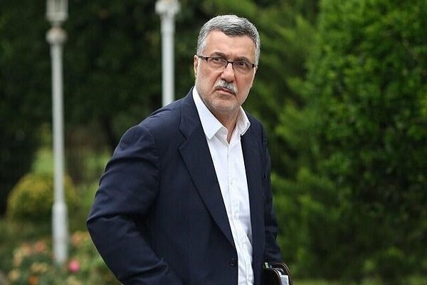 تولید دارو نباید متوقف یا کند شود/ لزوم افزایش پوشش بیمهای برای جبران رشد قیمتها تولید دارو نباید متوقف یا کند شود/ لزوم افزایش پوشش بیمهای برای جبران رشد قیمتها