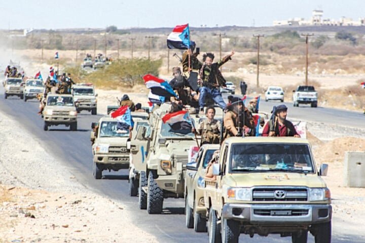 تشدید رقابت عربستان و امارات در یمن / انصارالله خود را برای ضدحمله آماده می‌کند