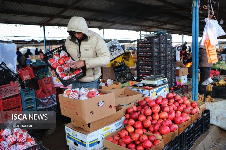 بازار یلدای بجنورد