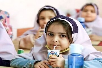 توزیع شیر رایگان در مدارس ابتدایی هرمزگان آغاز شد