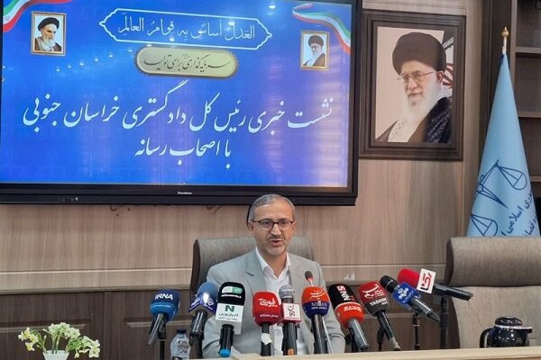 خانواده ۵۳ جان‌باخته معدن طبس دیه و مستمری دریافت کردند