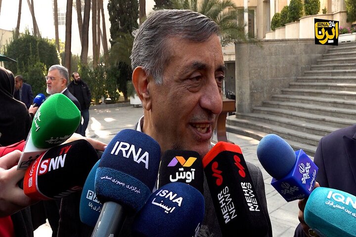 قائمپناه: بخشی از دیوار مرز بازرگان برای تسهیل ترانزیت برداشته میشود قائمپناه: بخشی از دیوار مرز بازرگان برای تسهیل ترانزیت برداشته میشود