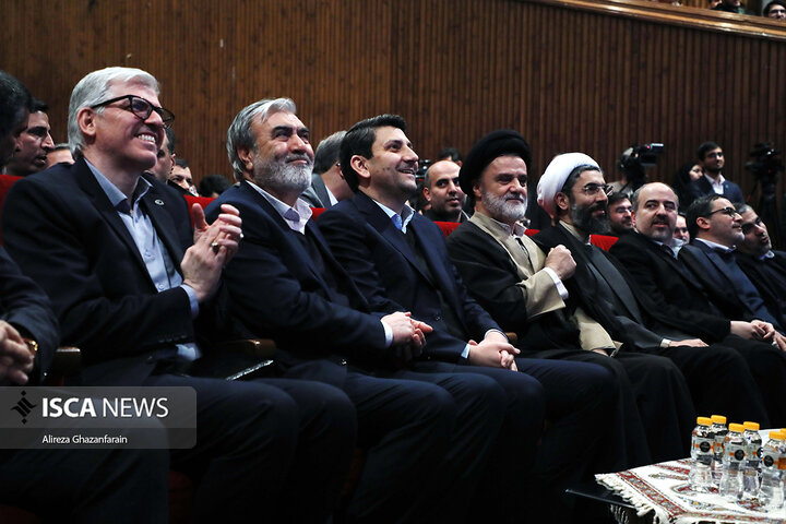 پرتاب موفق ۳ ماهواره ایرانی هم‌زمان از پایگاه روسیه