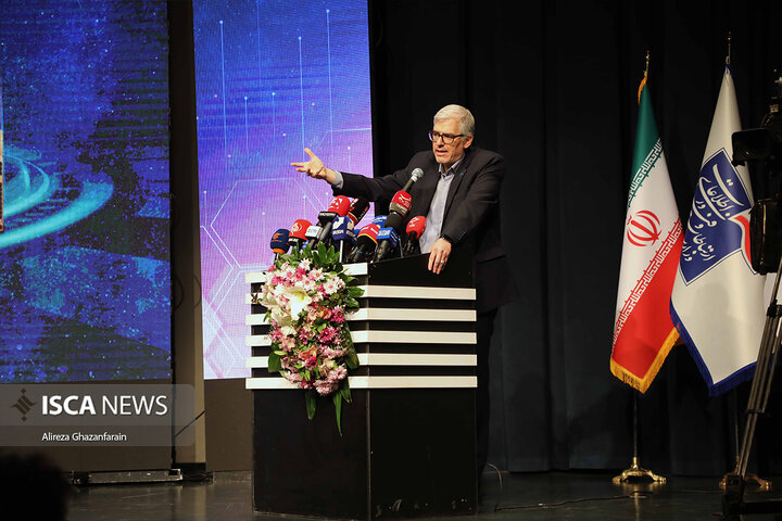 پرتاب موفق ۳ ماهواره ایرانی هم‌زمان از پایگاه روسیه