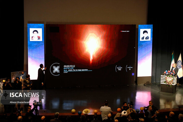 پرتاب موفق ۳ ماهواره ایرانی هم‌زمان از پایگاه روسیه