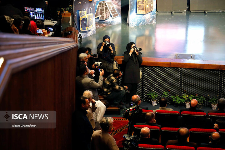 پرتاب موفق ۳ ماهواره ایرانی هم‌زمان از پایگاه روسیه