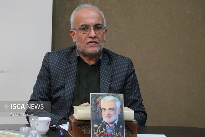 نشست سالیانه اعضای باشگاه خبرنگاران دانشجویی ایران ایسکانیوز یزد با حضور رئیس دانشگاه آزاد اسلامی استان