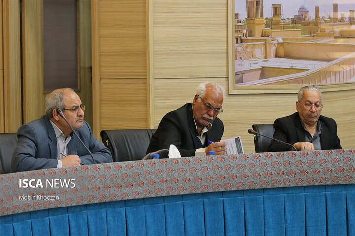 نشست هیأت نظارت بر انتخابات شوراها با حضور اعضا در یزد