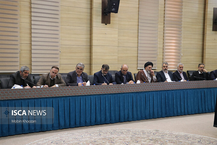 نشست هیأت نظارت بر انتخابات شوراها با حضور اعضا در یزد