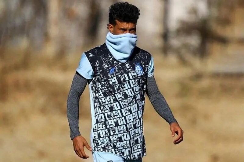 استایل عجیب رامین رضاییان در تمرین استقلال + عکس