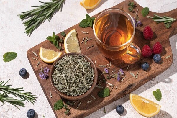 خواص چای سفید و نکات مهم روش مصرف که از آن بی‌خبرید