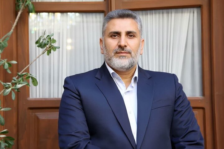 دل‌آرام امت؛ از علی(ع) تا سلیمانی در مسیر ولایت