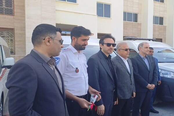 تحویل ۶ دستگاه آمبولانس جدید به پایگاه‌های اورژانس ۱۱۵ هرمزگان