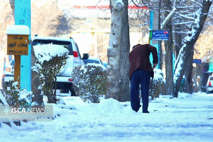 یک روز برفی در اردبیل