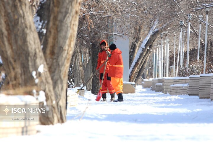 یک روز برفی در اردبیل