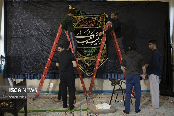 مراسم معنوی اعتکاف در مسجد دانشگاه آزاد اسلامی واحد علوم تحقیقات