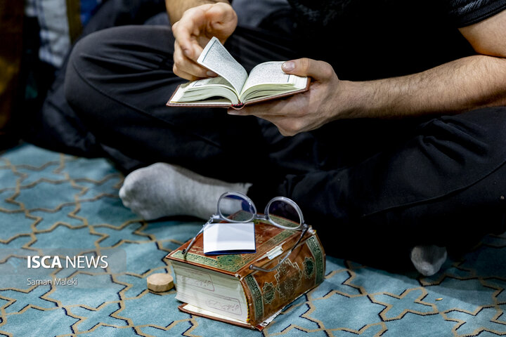 مراسم معنوی اعتکاف در مسجد دانشگاه تهران