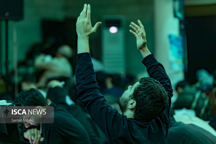 مراسم معنوی اعتکاف در مسجد دانشگاه تهران