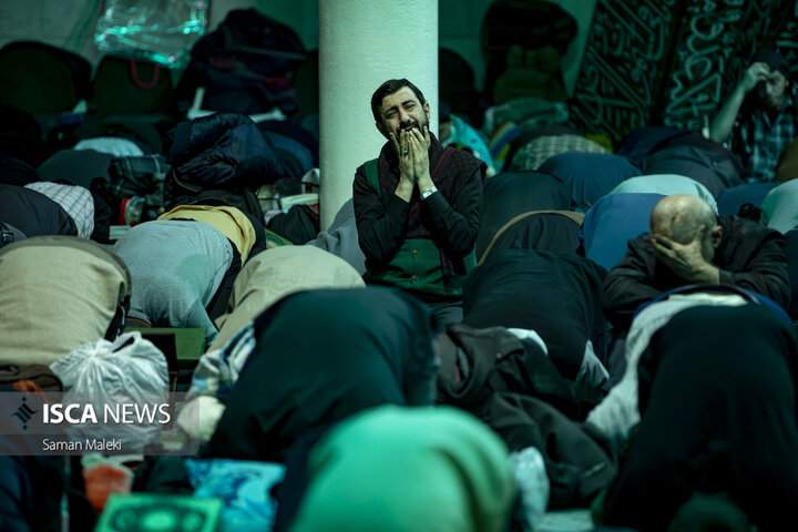 مراسم معنوی اعتکاف در مسجد دانشگاه تهران
