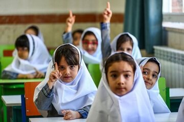 نهضت مدرسه‌سازی در تهران بیش از بقیه استان‌ها محقق شده است