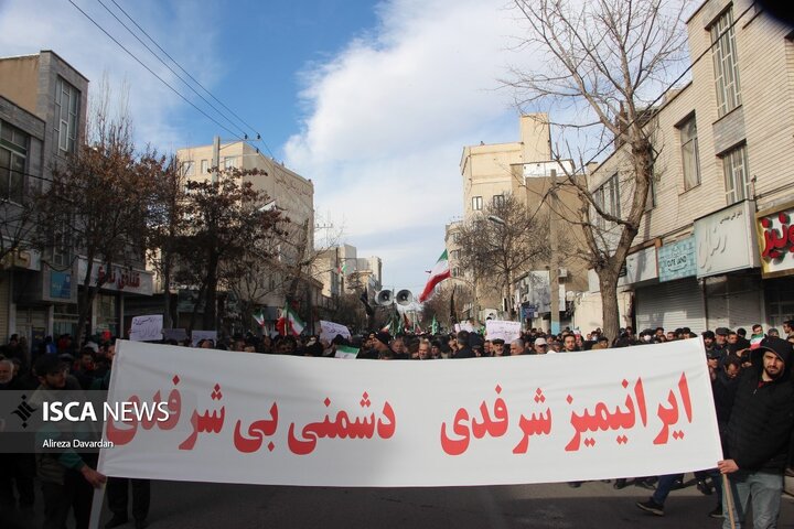 تجمع مردم اردبیل علیه اغتشاشگران