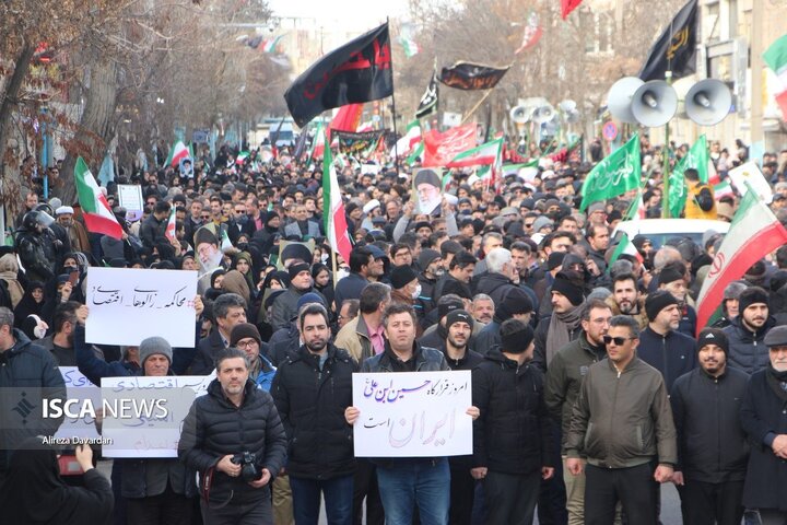 تجمع مردم اردبیل علیه اغتشاشگران