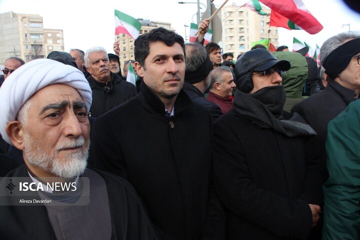 تجمع مردم اردبیل علیه اغتشاشگران
