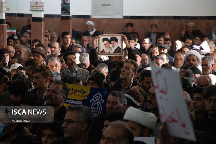تجمع مردم گناباد علیه اغتشاشگران