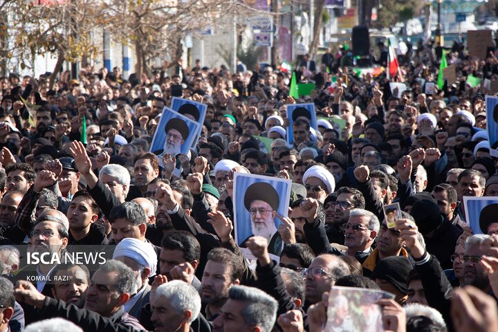 تجمع مردم گناباد علیه اغتشاشگران