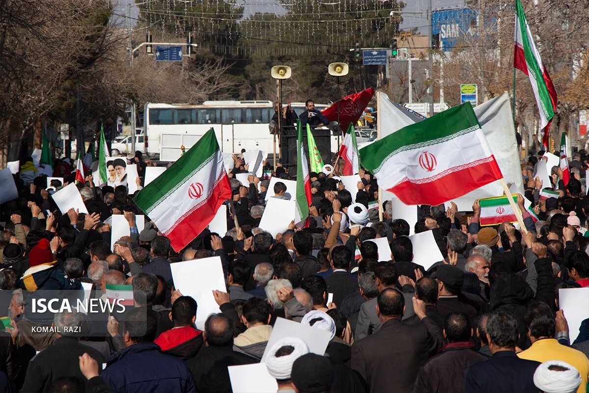 خیزش مردم گناباد در محکومیت اغتشاشگران