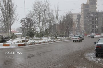 بارش برف و باران در ۱۳ استان؛ ترافیک سنگین در محورهای اطراف تهران