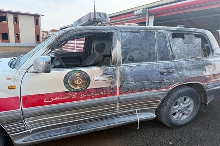 آسیب اغتشاشگران به ۱۲ دستگاه آمبولانس و خودروی آتش نشانی در همدان