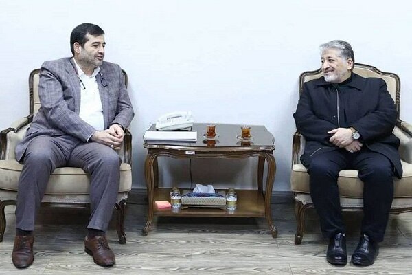 رئیس دانشگاه آزاد با وزیر ورزش دیدار کرد