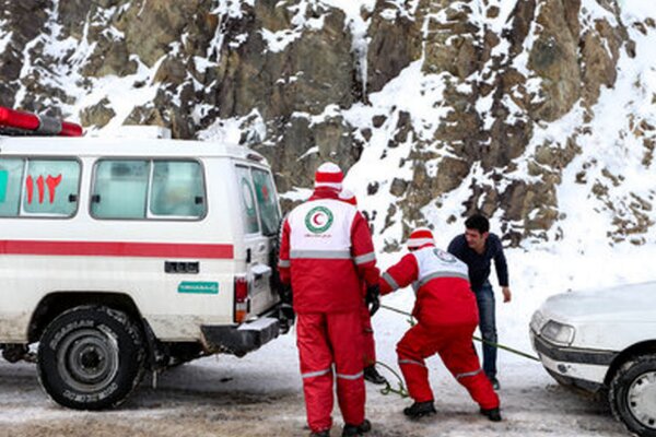 امدادرسانی هلال‌احمر خراسان شمالی به ۴۵۰ نفر گرفتار در برف و کولاک
