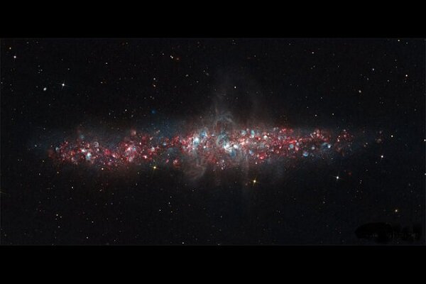 عکس روز ناسا از "کهکشان رشته مروارید"