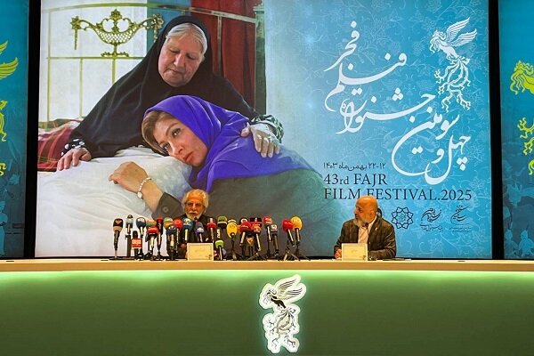 نشستهای خبری جشنواره فیلم فجر باید بازتعریف شود/ فیلمسازان و خبرنگاران، دو خط موازی که به هم نمیرسند نشستهای خبری جشنواره فیلم فجر باید بازتعریف شود/ فیلمسازان و خبرنگاران، دو خط موازی که به هم نمیرسند