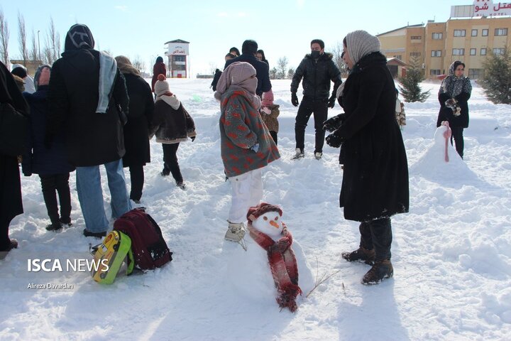 جشنواره آدم برفی در اردبیل