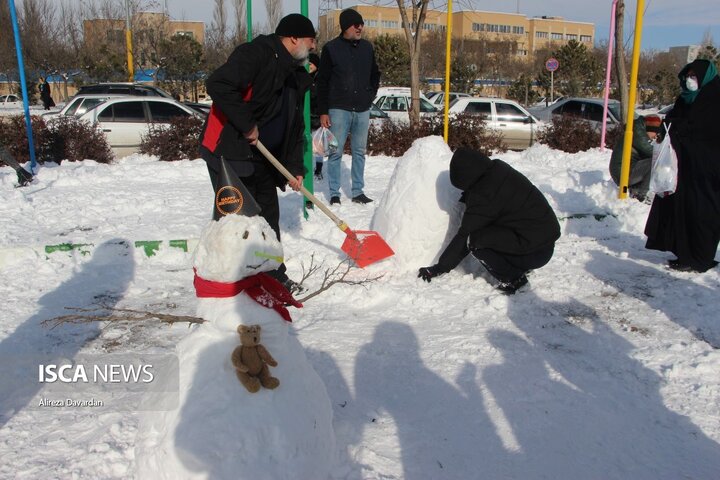 جشنواره آدم برفی در اردبیل