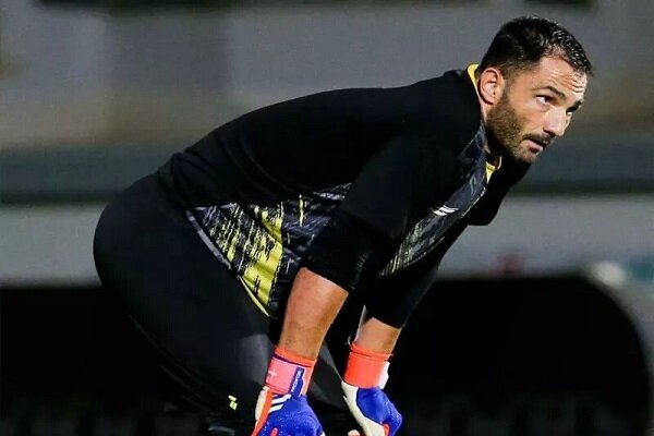 دروازه‌بان استقلال محروم شد