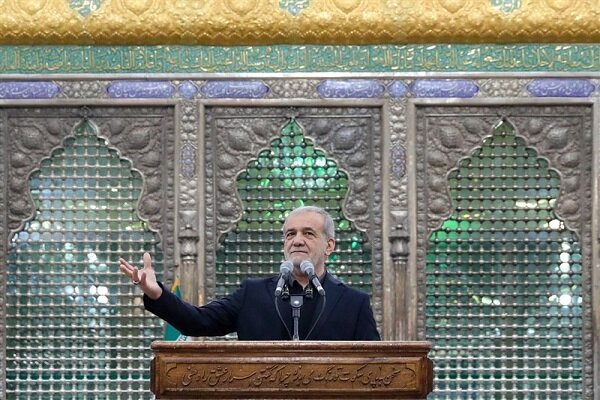 پزشکیان: مردم را اصل جامعه می‌دیدیم، شاهد تجربه‌های تلخ اخیر نبودیم