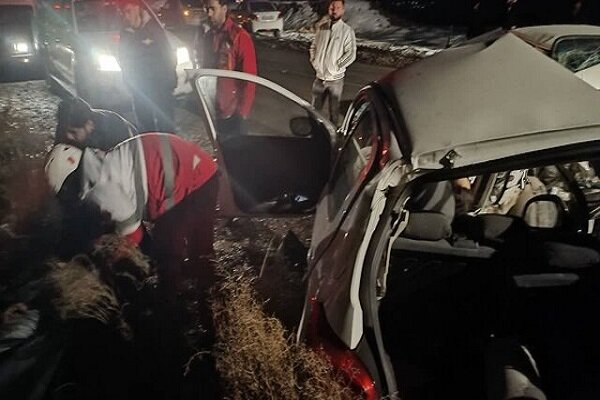 تصادف در جاده میانه به خلخال ۳ کشته برجای گذاشت تصادف در جاده میانه به خلخال ۳ کشته برجای گذاشت