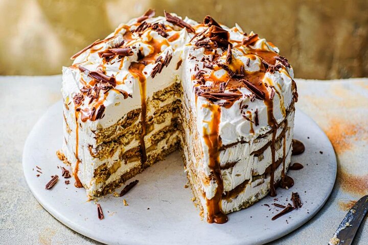 آموزش شیرینی پزی / طرز تهیه کیک یخچالی با موز و گردو، دسری ساده و خوشمزه