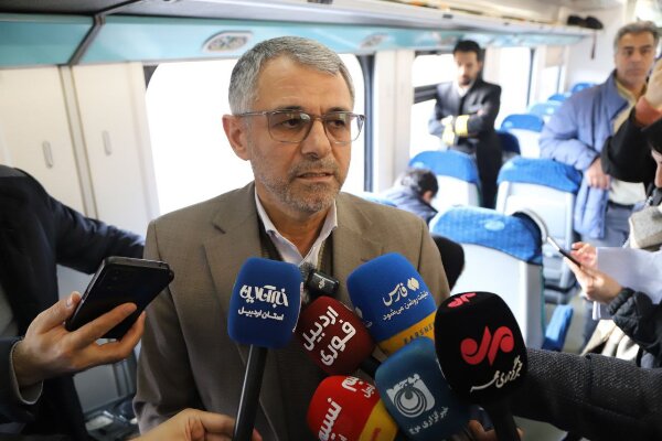 ثمره دو دهه انتظار به بار نشست؛ بهره‌برداری آزمایشی از راه‌آهن میانه ـ اردبیل