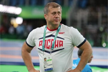 اسطوره کشتی روسیه به حسن یزدانی: از کشتی برو!